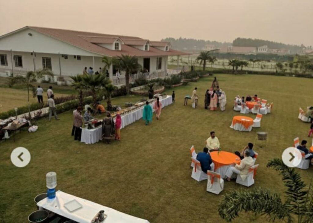 Luxury farm houses in Noida
